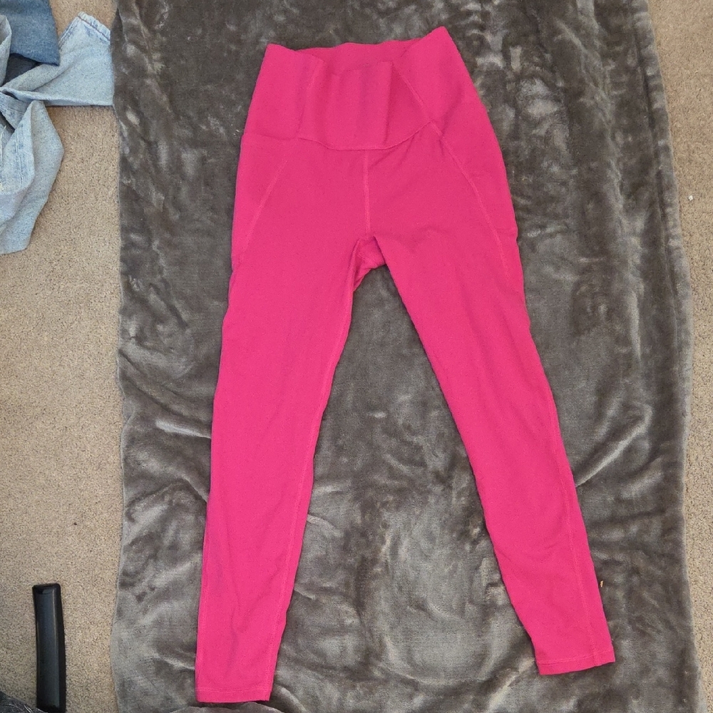 GAP Pink Leggings Comfortable and Stylish